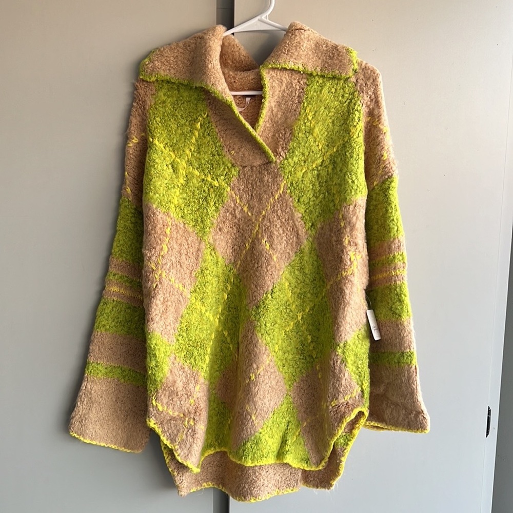 Free People Green and Tan Argyle Sweater